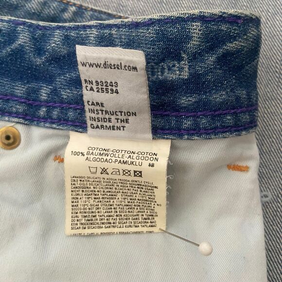Diesel Industry Blue Jeans Women 31x29 Button Fly Shortened with Original Hem - Picture 9 of 9
